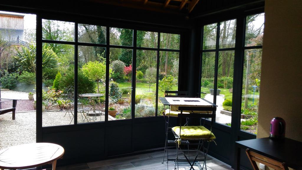 Les Muscaris Bed & Breakfast Le Minihic-sur-Rance Exterior photo